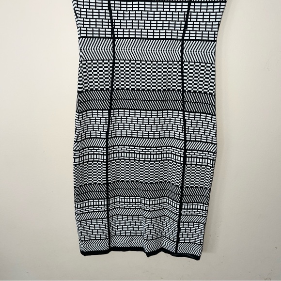 Cache Sheath Black White Full Front Zip Dress Women’s Small Bodycon 90s Y2K - Picture 7 of 7